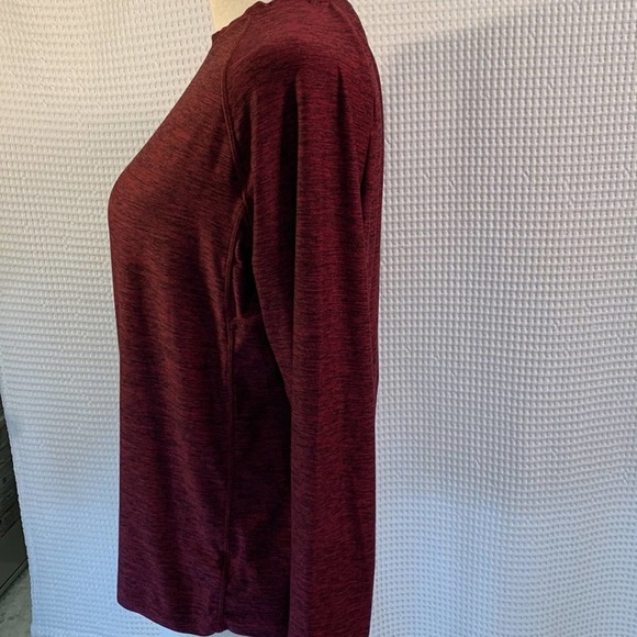 Russell Dripower 360 Longsleeve Burgandy/Black Heather. EUC Size Large. - Picture 2 of 5